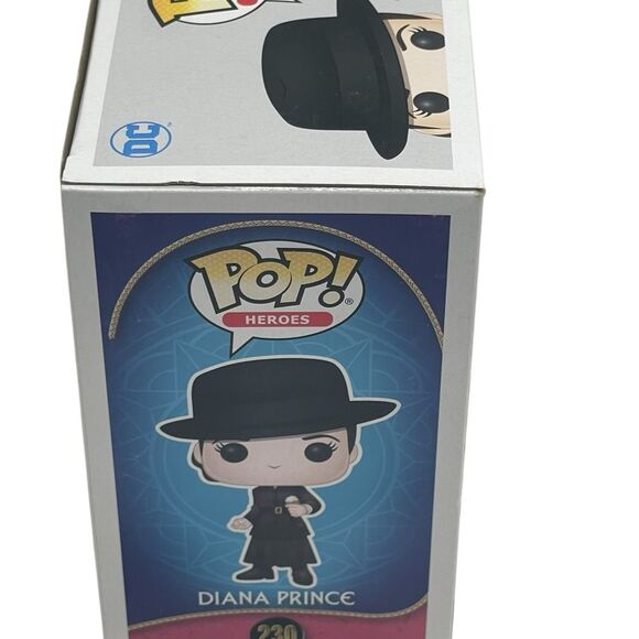 Funko Pop! Heroes Diana Prince Vinyl Figure  Hot Topic Exclusive New - Picture 7 of 10